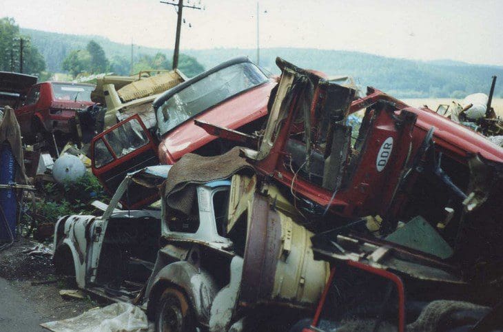 Group effort pulling cars from watery grave in Merrimack River