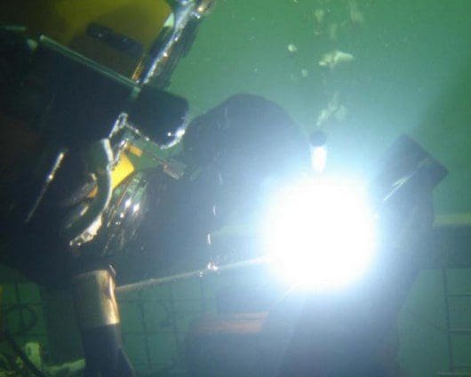 How to Become an Underwater Welder