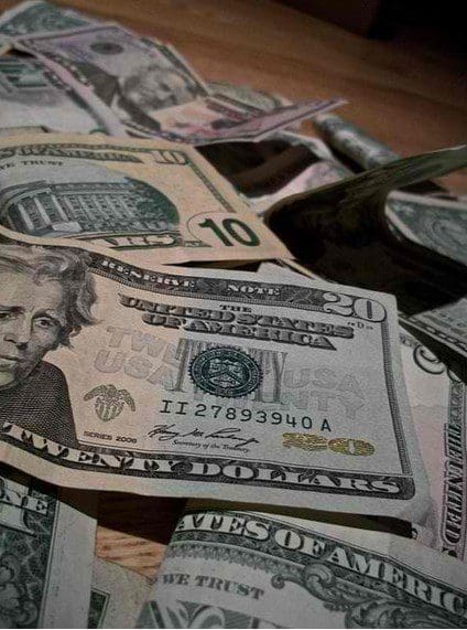 Ezra to Raise $300 Mln for Debt Refinancing