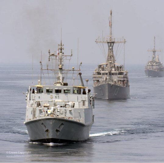 Minehunter Task Group Surveys Seabed Off Bahraini Base