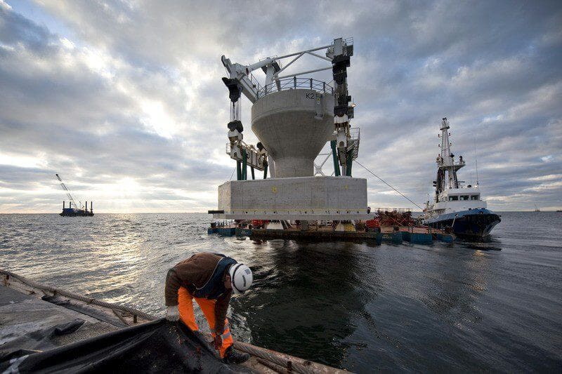 Seismic Vessel to Become Hotel for OWF Staff
