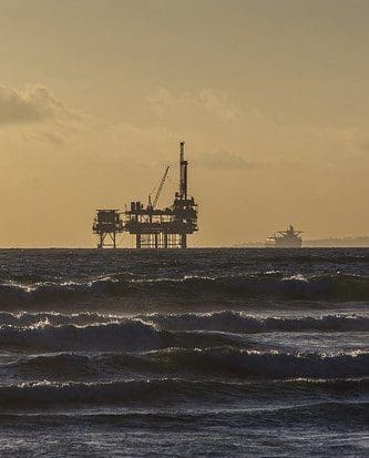 Baker Hughes: US Oil Drillers Cut Rigs For 12th Week In Last 13