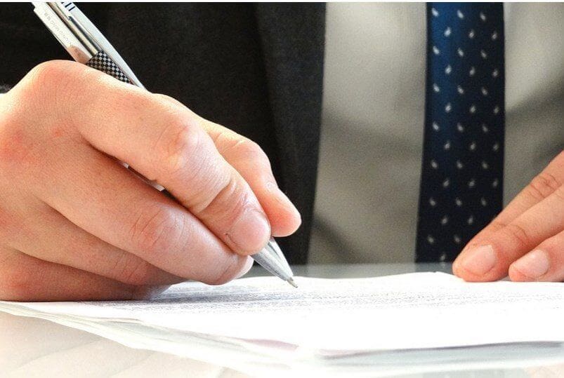 Marathon Oil Signs Deals To Sell $950M Of Assets