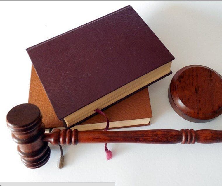 FMC Technologies Takes Ex-Employees to Court
