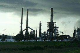 Midstates Petroleum, Ultra File for Bankruptcy Amid Weak Oil Price