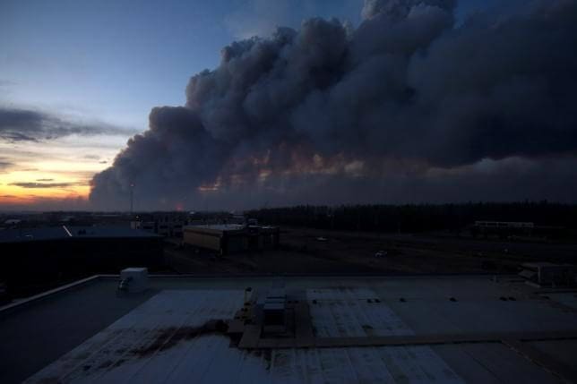 Oil operations restart following northern Alberta wildfire