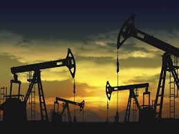 How Far Can Oil Rally? Options Investors Bet on Surge Above $100
